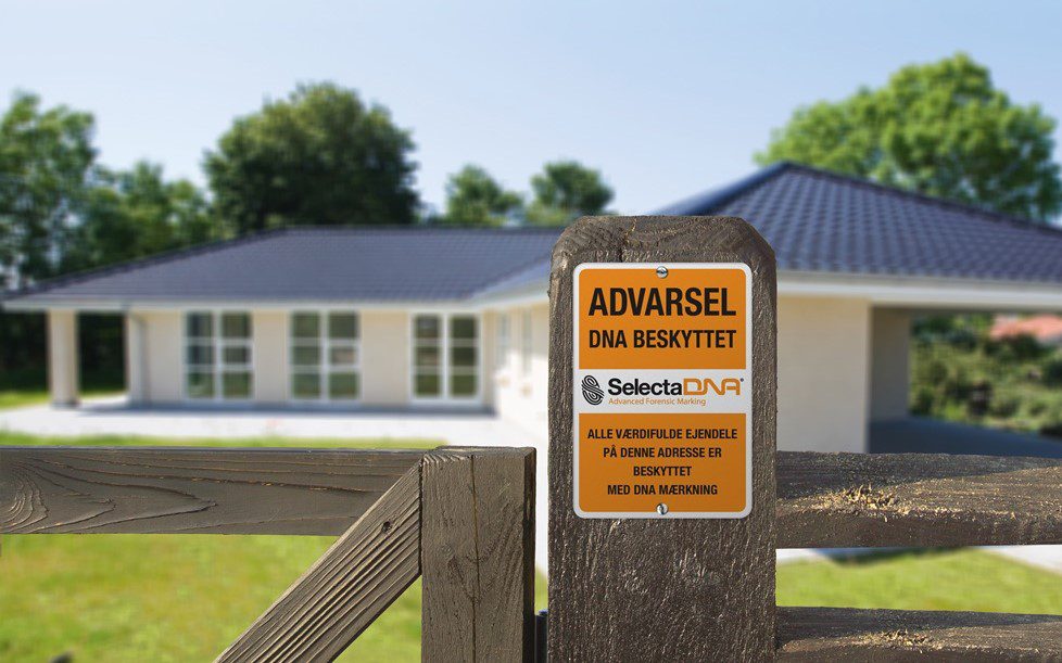 Skilt med DNA-mærkning